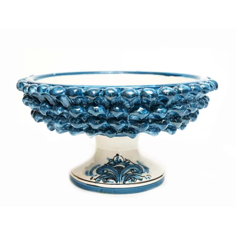 Centrotavola alzata D.25cm in ceramica di Caltagirone mezza pigna decorata a mano blu