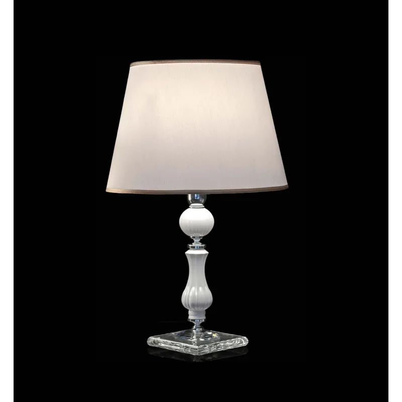 Large classic lamp in white and transparent crystal with 1 CL013 light